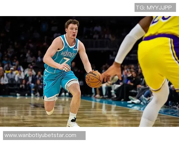 克尼佩尔生涯前15场比赛三分球命中50个创NBA历史最快纪录